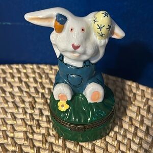 Hand Painted Hinged Ceramic Easter Bunny Porcelain Trinket Box With Small Rabbit